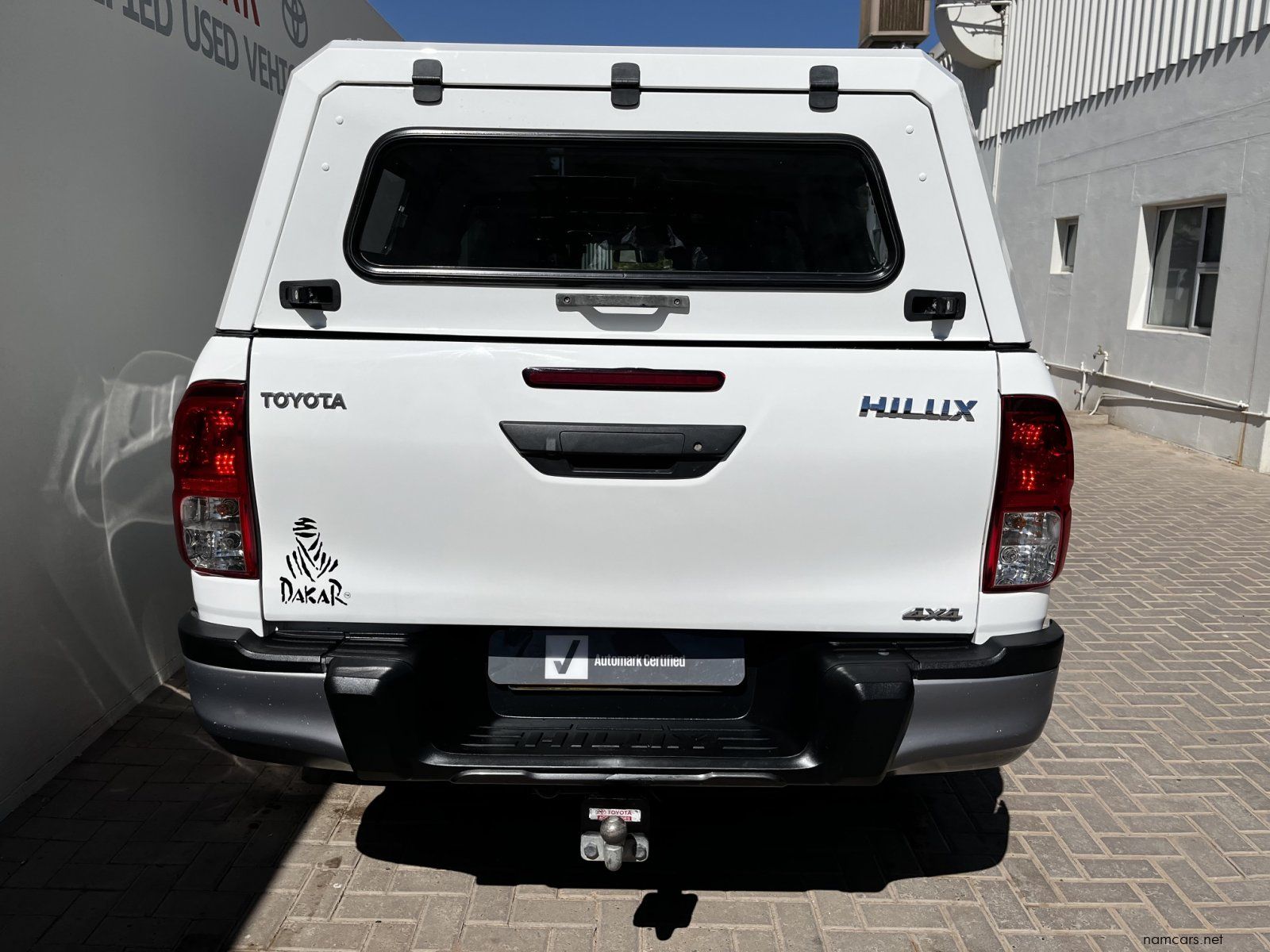 2018 Toyota HILUX DC 2.8 4X4 AT DAKAR photo