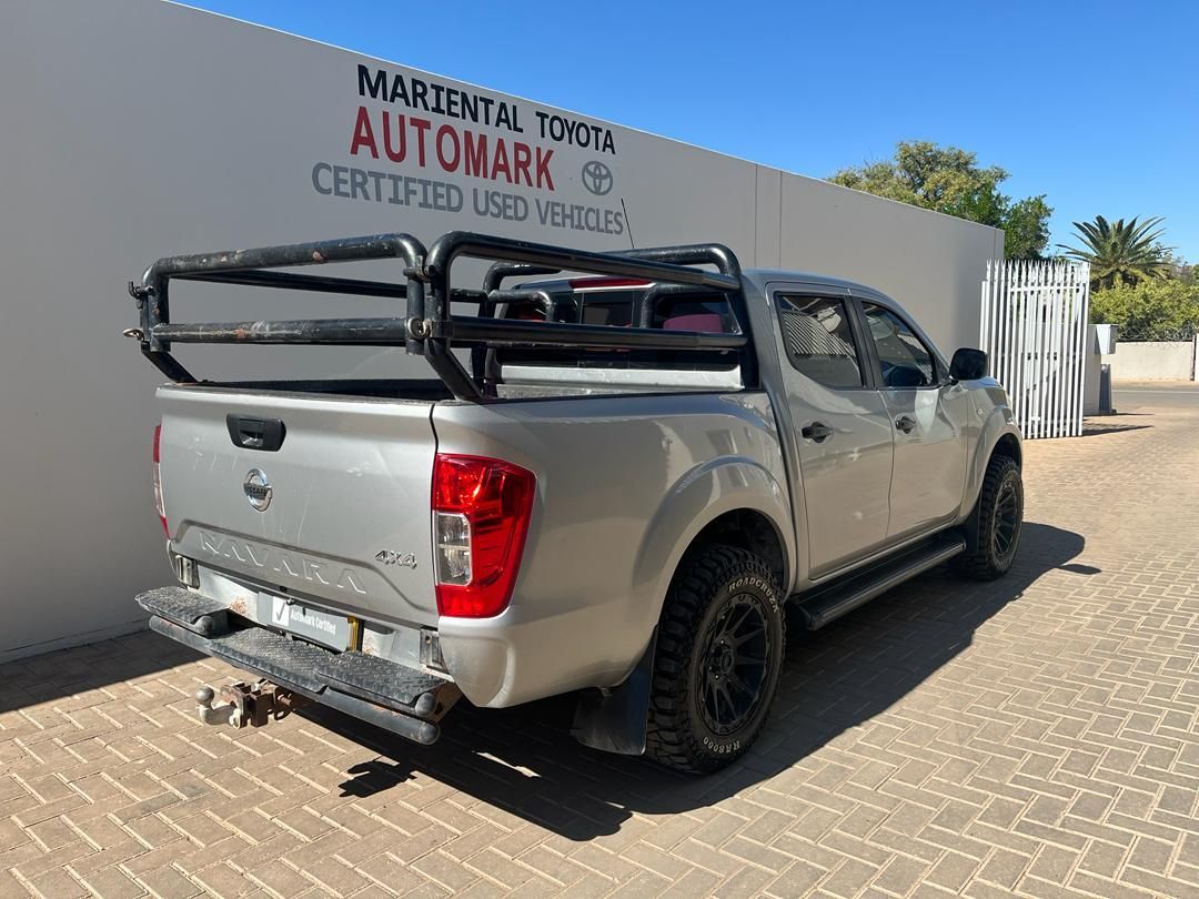 2022 Nissan Navara 2.5 4x4 MT photo