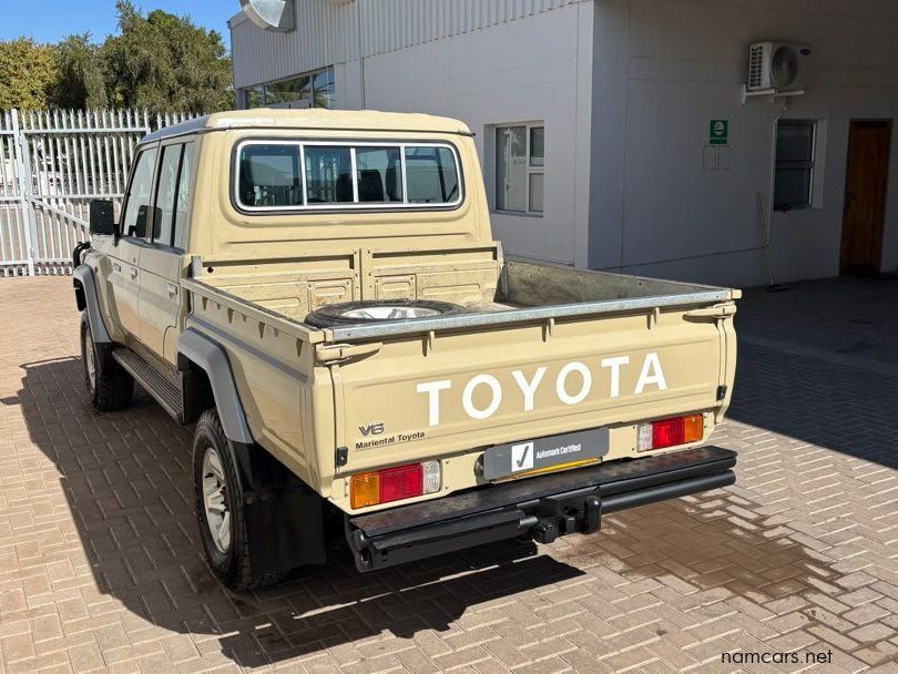 2022 Toyota Land Cruiser Pickup LC79 4.0 Petrol D/C photo