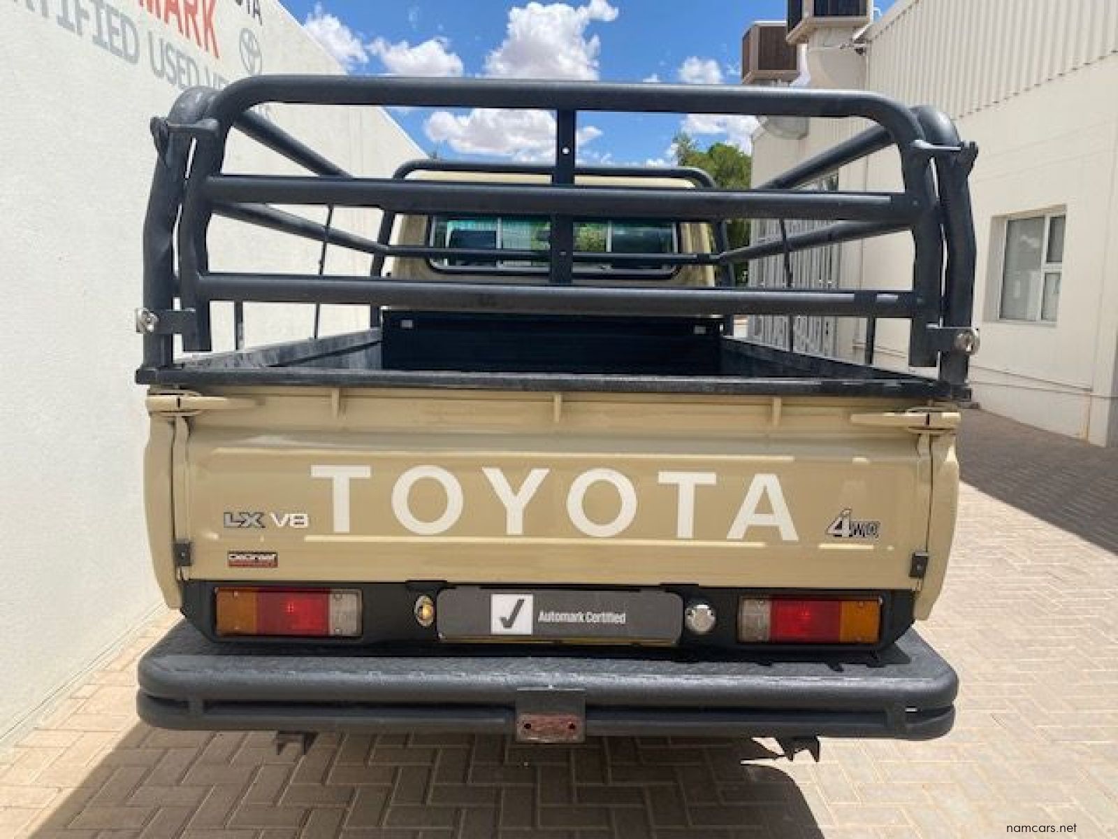 2015 Toyota LAND CRUISER 2015 4.5 V 8 photo