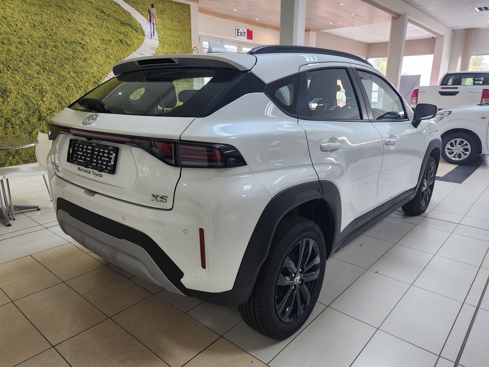 2026 Toyota Starlet Cross 1.5 Xs AT photo