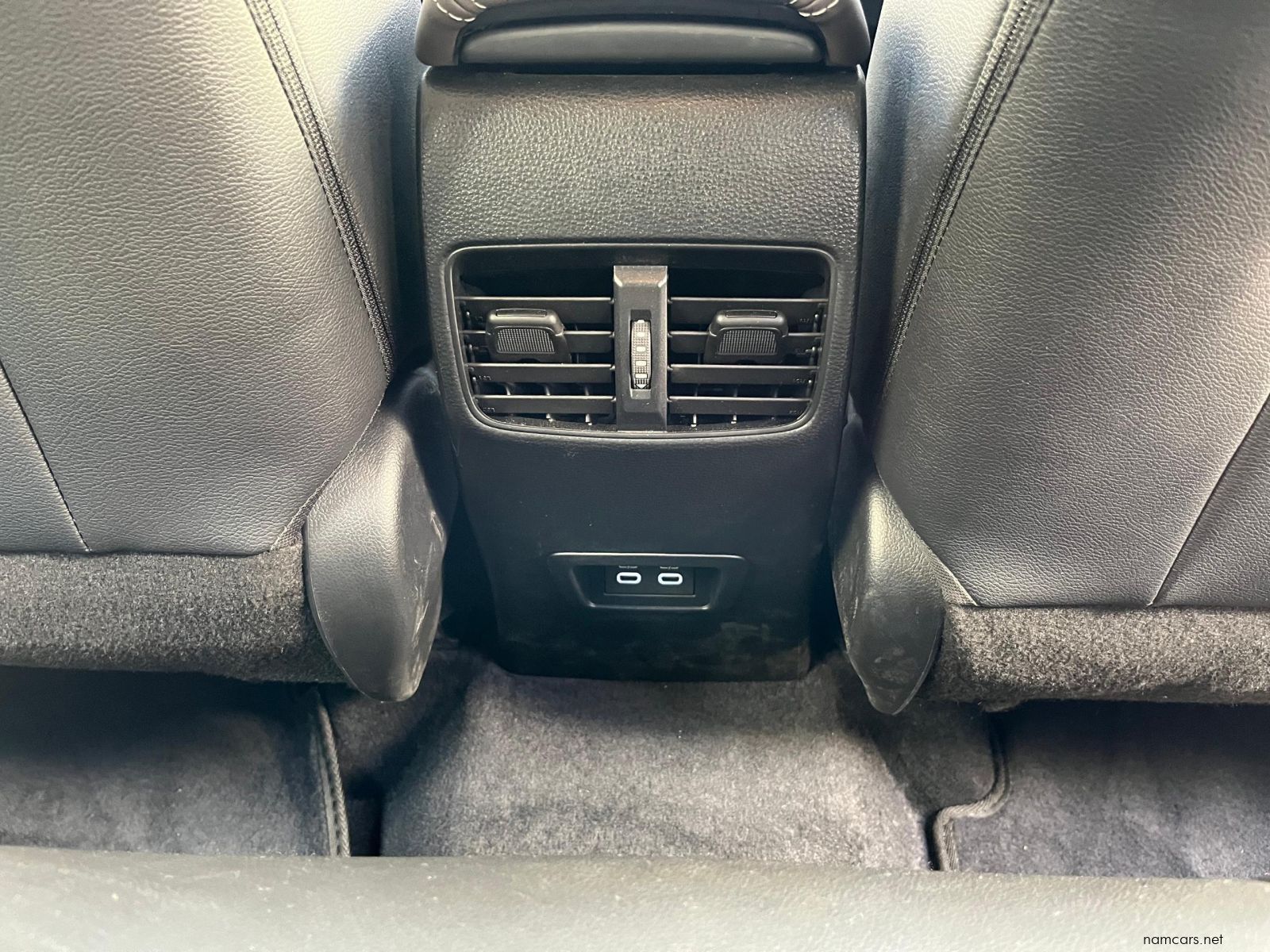 2025 Toyota Corolla Cross photo