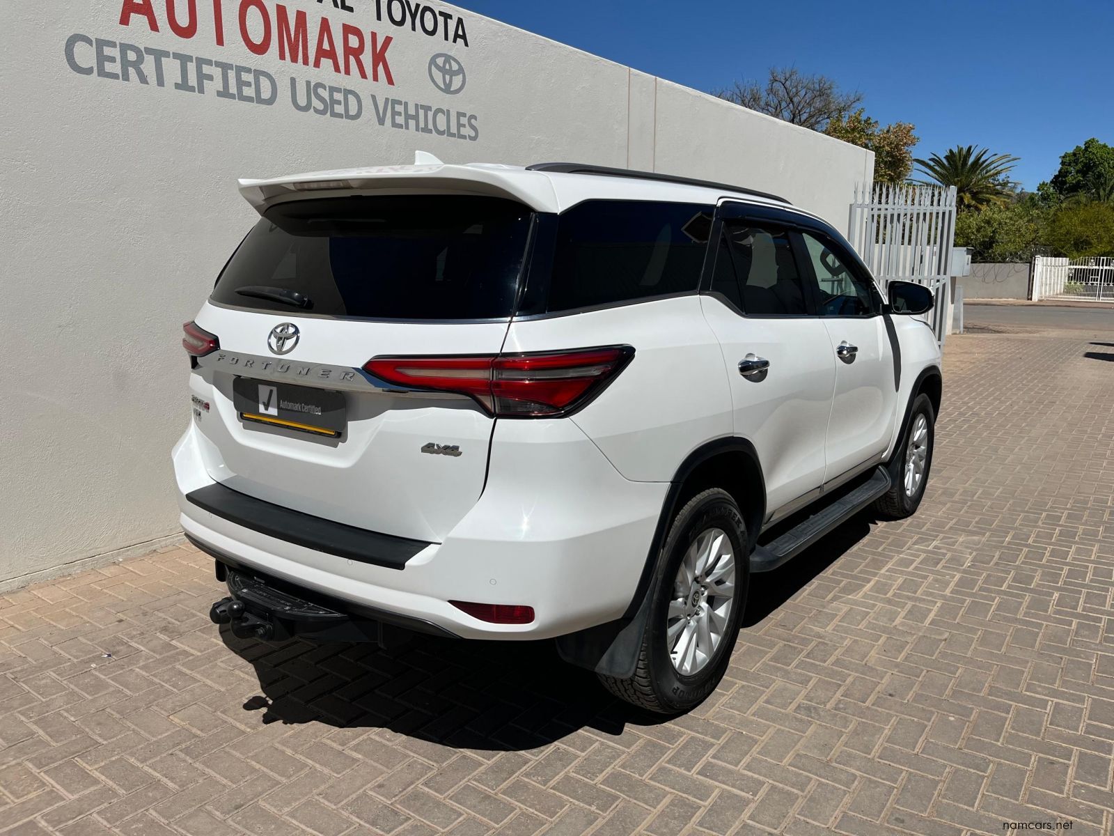 2020 Toyota Fortuner 2.8GD6 VX 4x4 AT photo