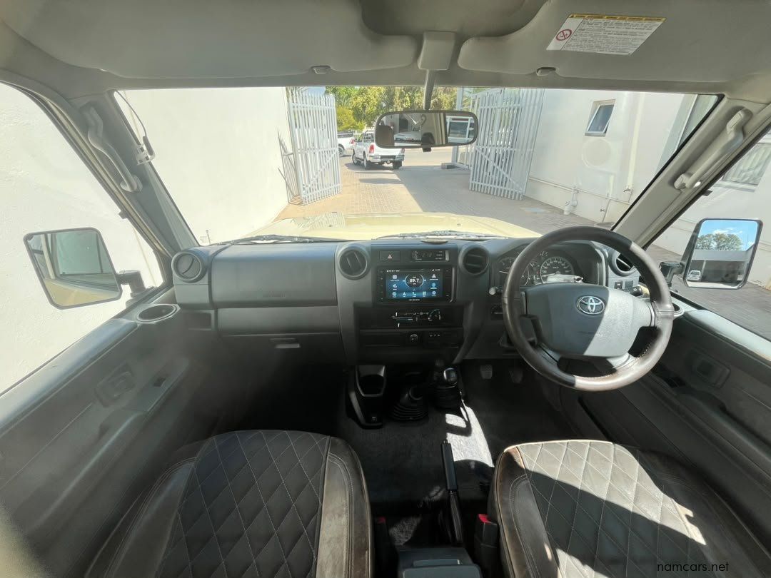 2023 Toyota Land Cruiser Pickup LC79 4.5 Diesel V8 D/C photo
