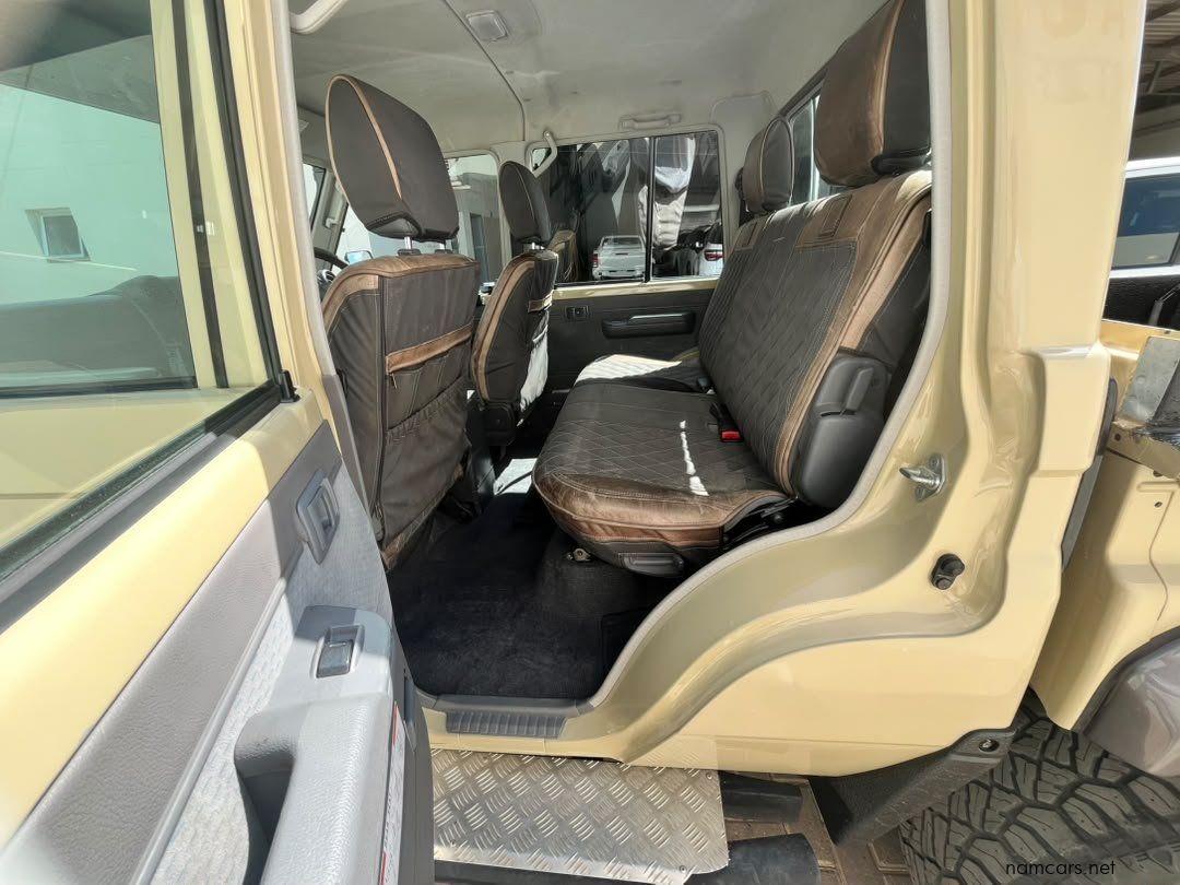 2023 Toyota Land Cruiser Pickup LC79 4.5 Diesel V8 D/C photo