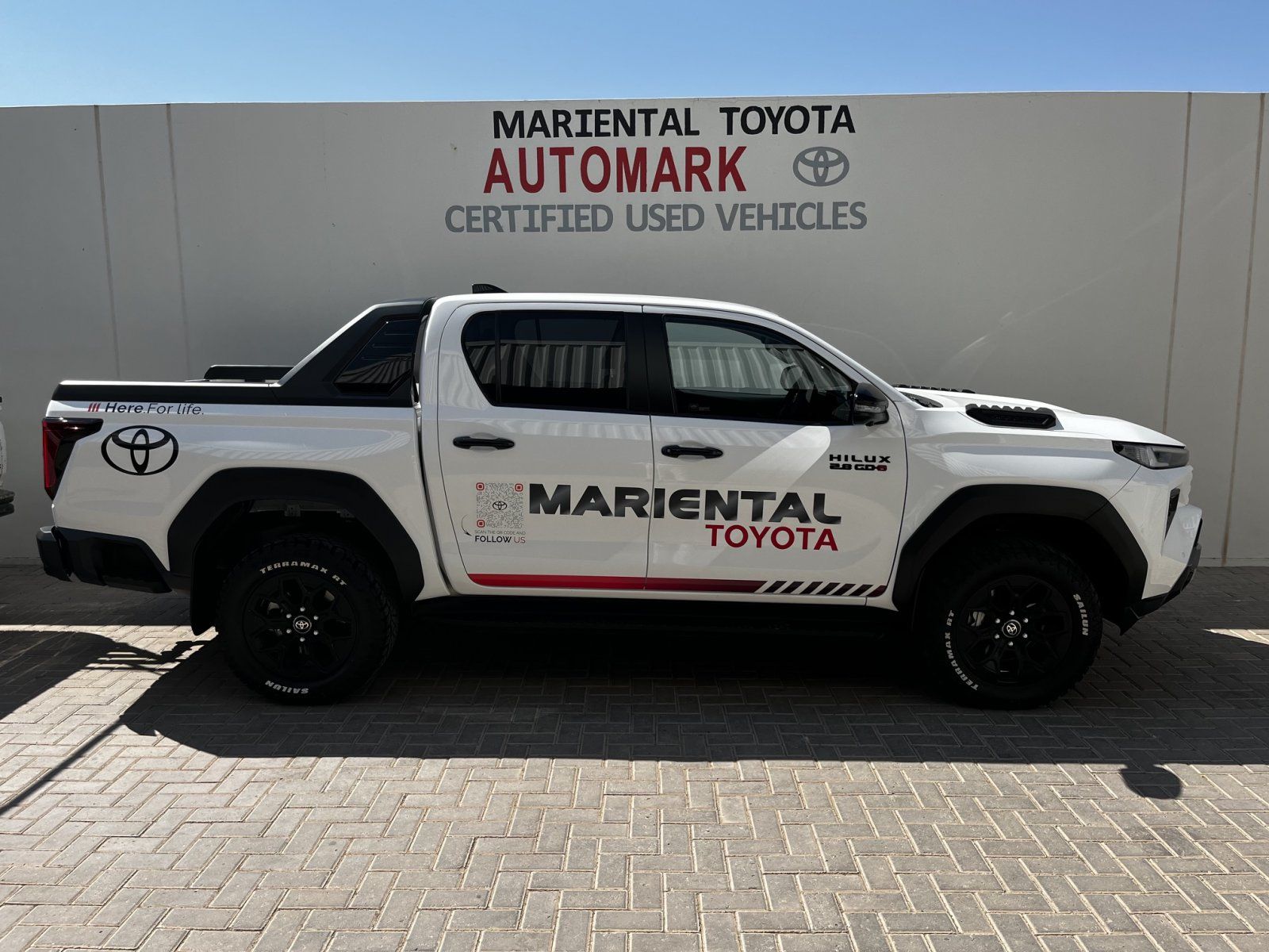 2026 Toyota Hilux DC 2.8GD6 Legend 4x2 AT photo