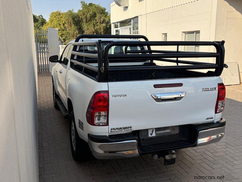 2019 Toyota Hilux Extra Cab 2.8 GD6 4x4 Raider MT photo