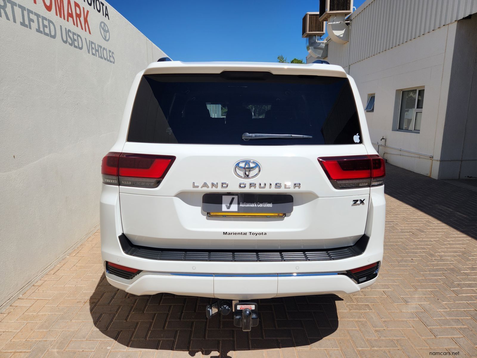 2021 Toyota LC300 3.5 V6 Petrol ZX photo