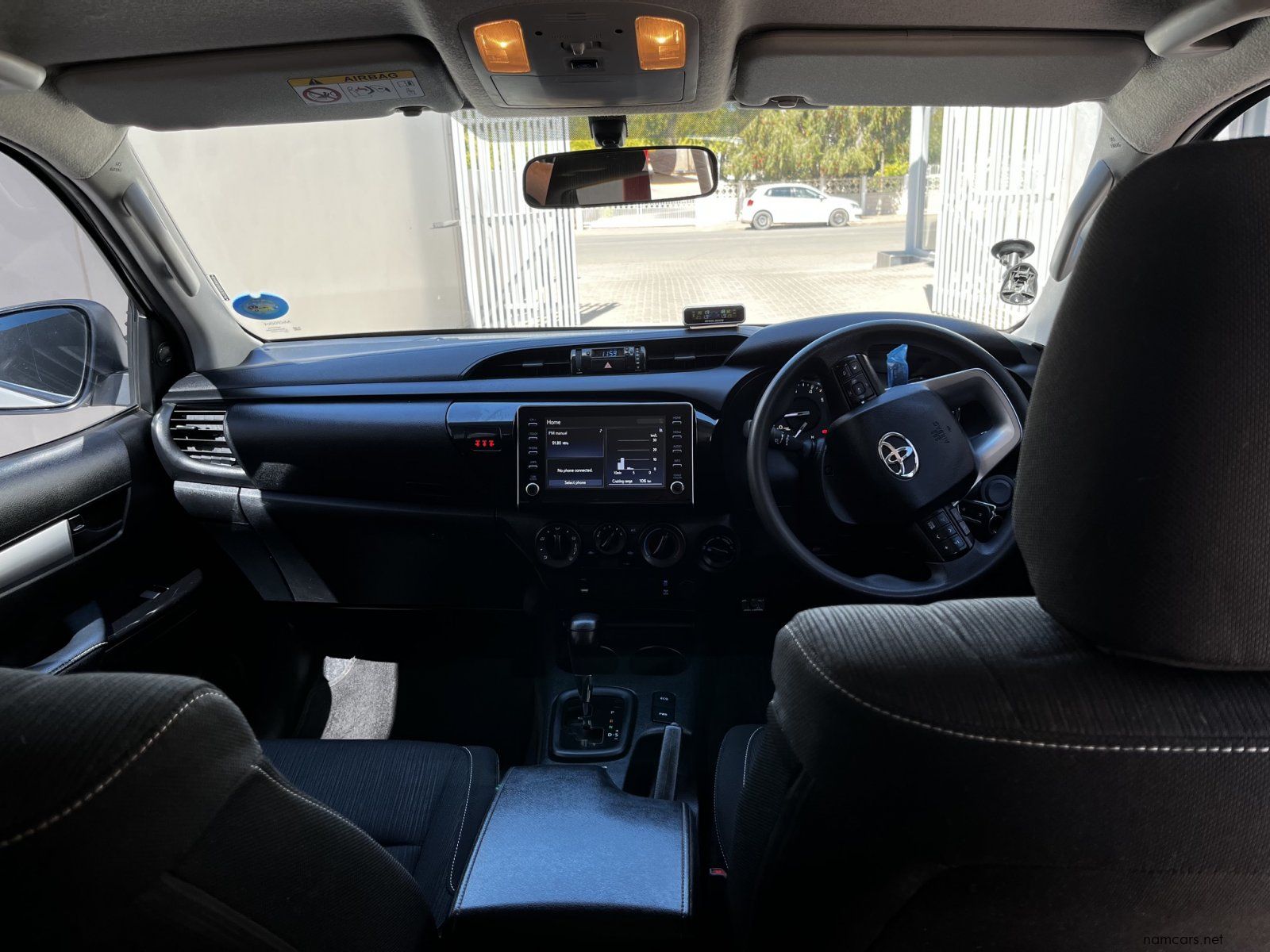2023 Toyota HILUX DC 2.4 4X4 AT RAIDER-X (LTD EDITION) photo