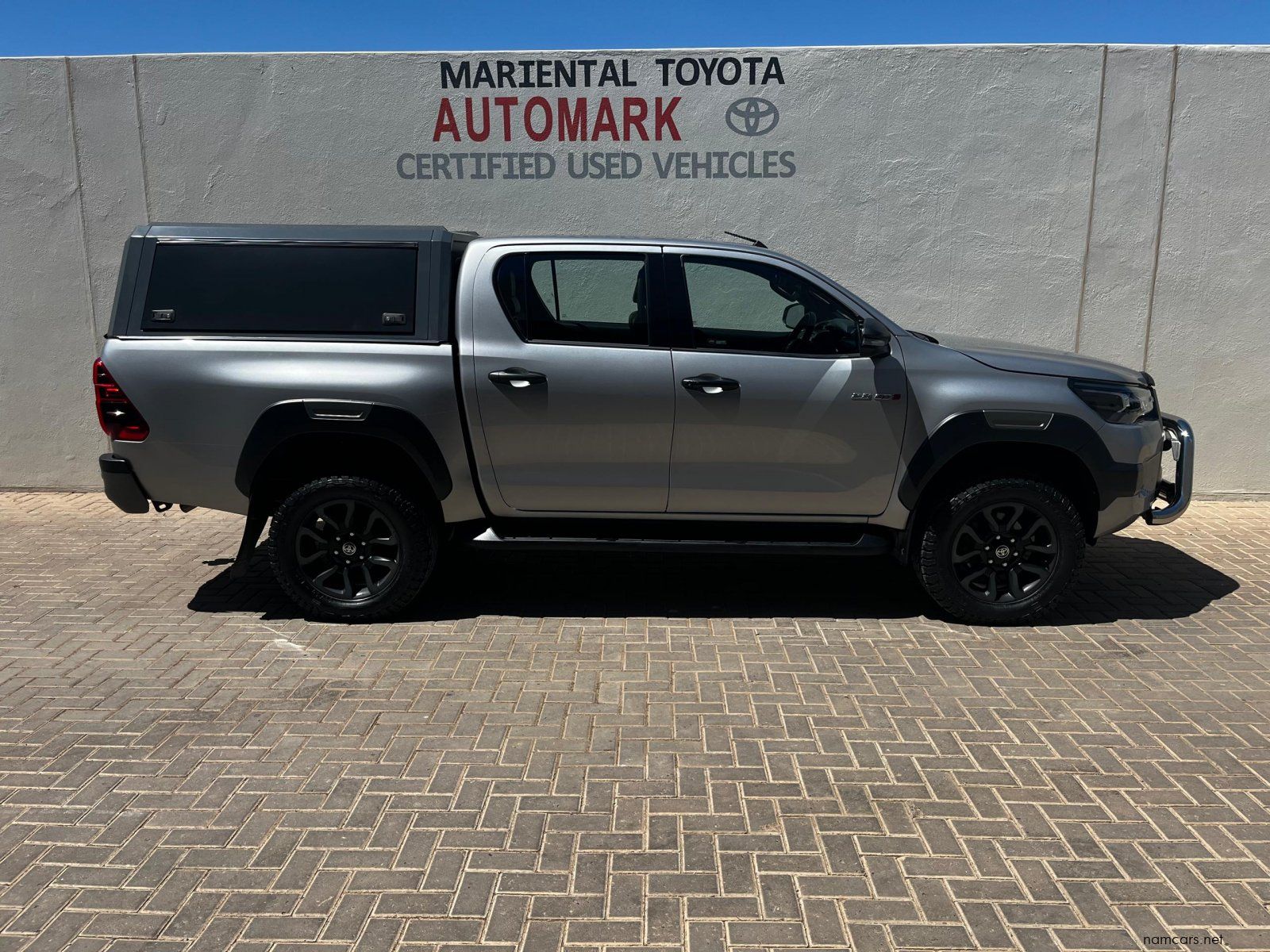 2023 Toyota Toyota Hilux Double Cab DC 2.8GD6 4X4 LGD 6MT photo
