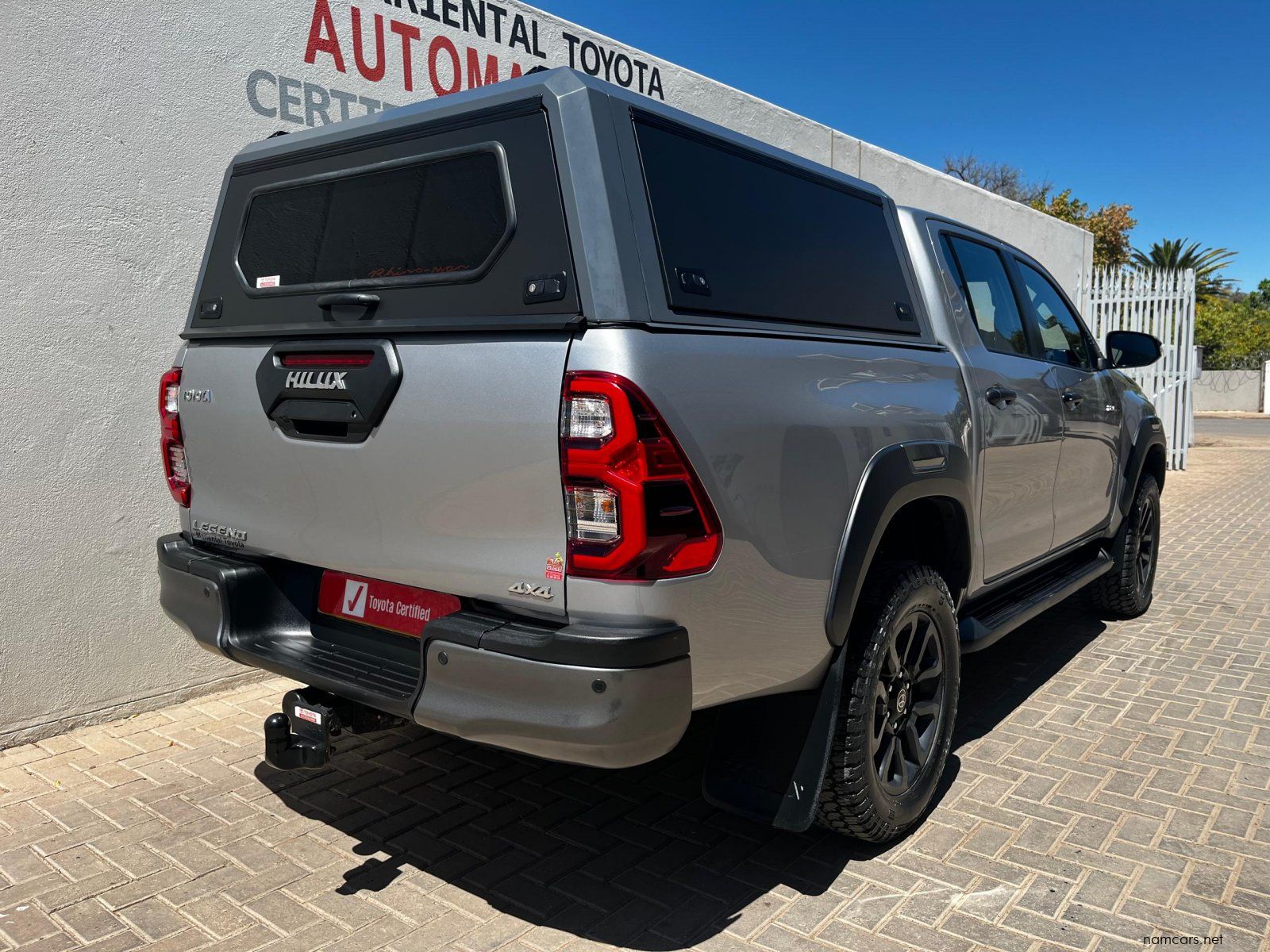 2023 Toyota Toyota Hilux Double Cab DC 2.8GD6 4X4 LGD 6MT photo
