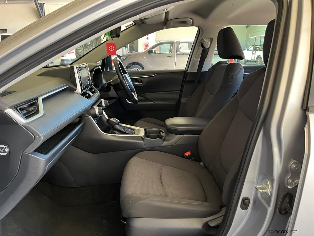 2020 Toyota RAV4 2.0 GX CVT 2WD photo