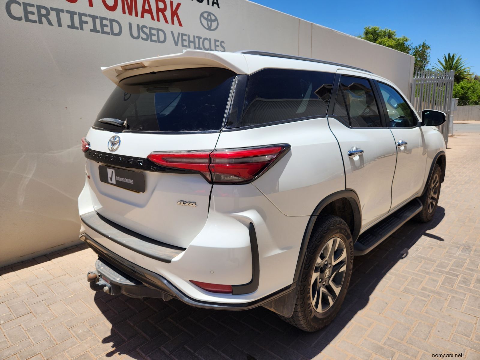 2023 Toyota Fortuner 2.4GD6 4x4 AT photo