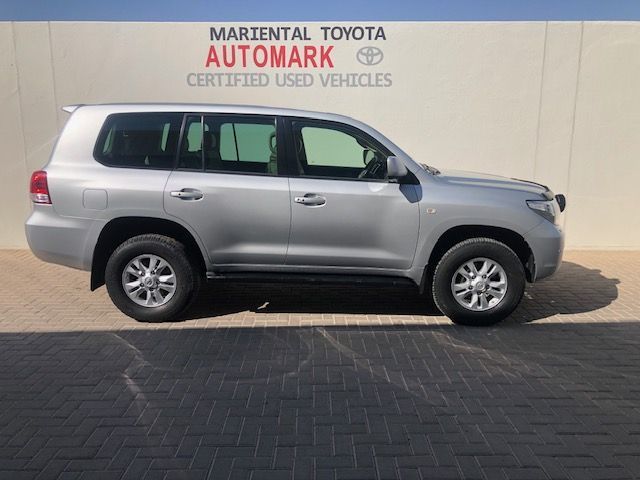 2008 Toyota LAND CRUISER 200 VX 4.5D photo