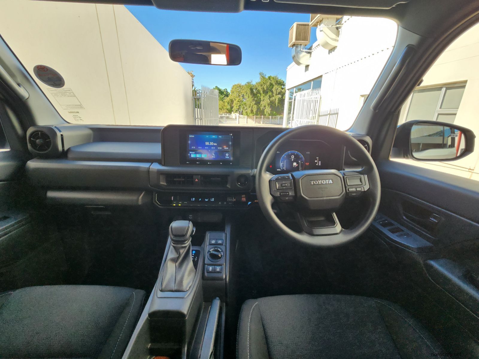 2026 Toyota LC FJ 2.7 GX 4x4 AT Petrol photo