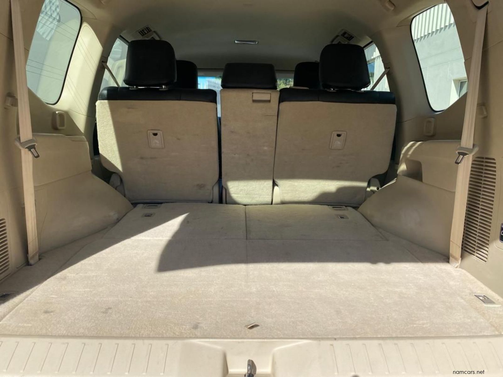 2022 Toyota Land Cruiser 300 3.3D V6 GX-R photo