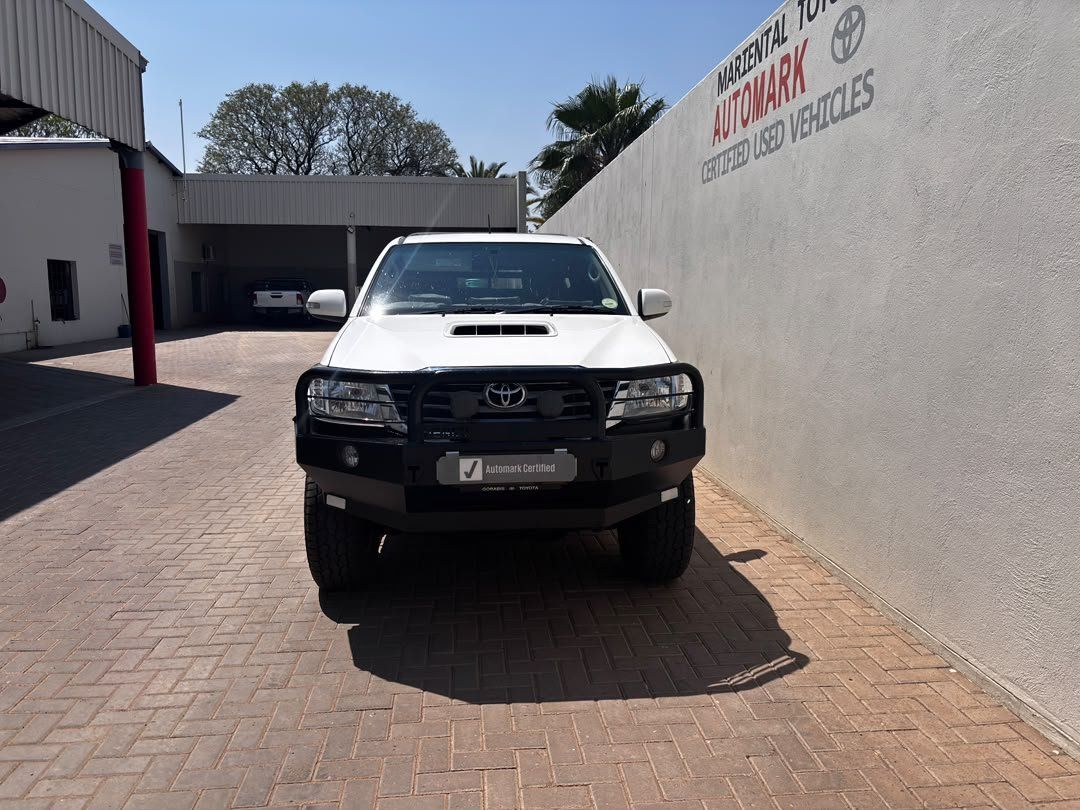 2013 Toyota Hilux Extra Cab XC 3.0 D-4D 4X4 DAKAR photo
