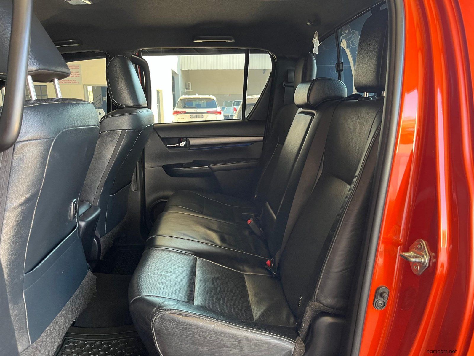 2021 Toyota Hilux Double Cab 2.8 4X4 LGD RS MT photo