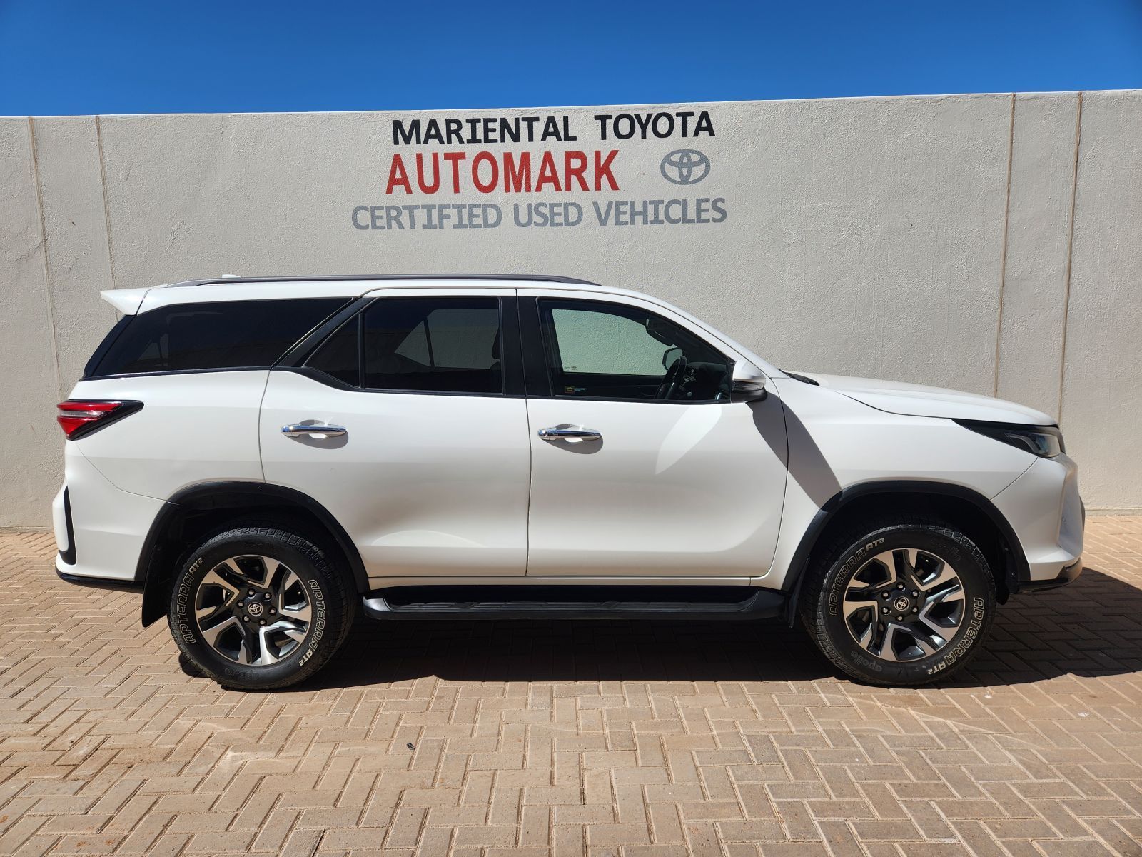 2024 Toyota Fortuner 2.8GD6 4x4 AT photo