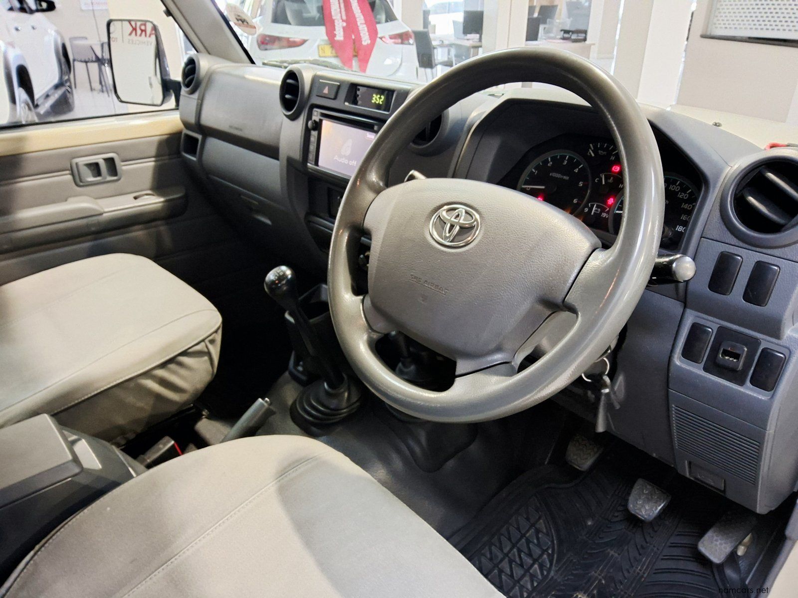 2016 Toyota LANDCRUISER 79 4.2d P/U D/C photo