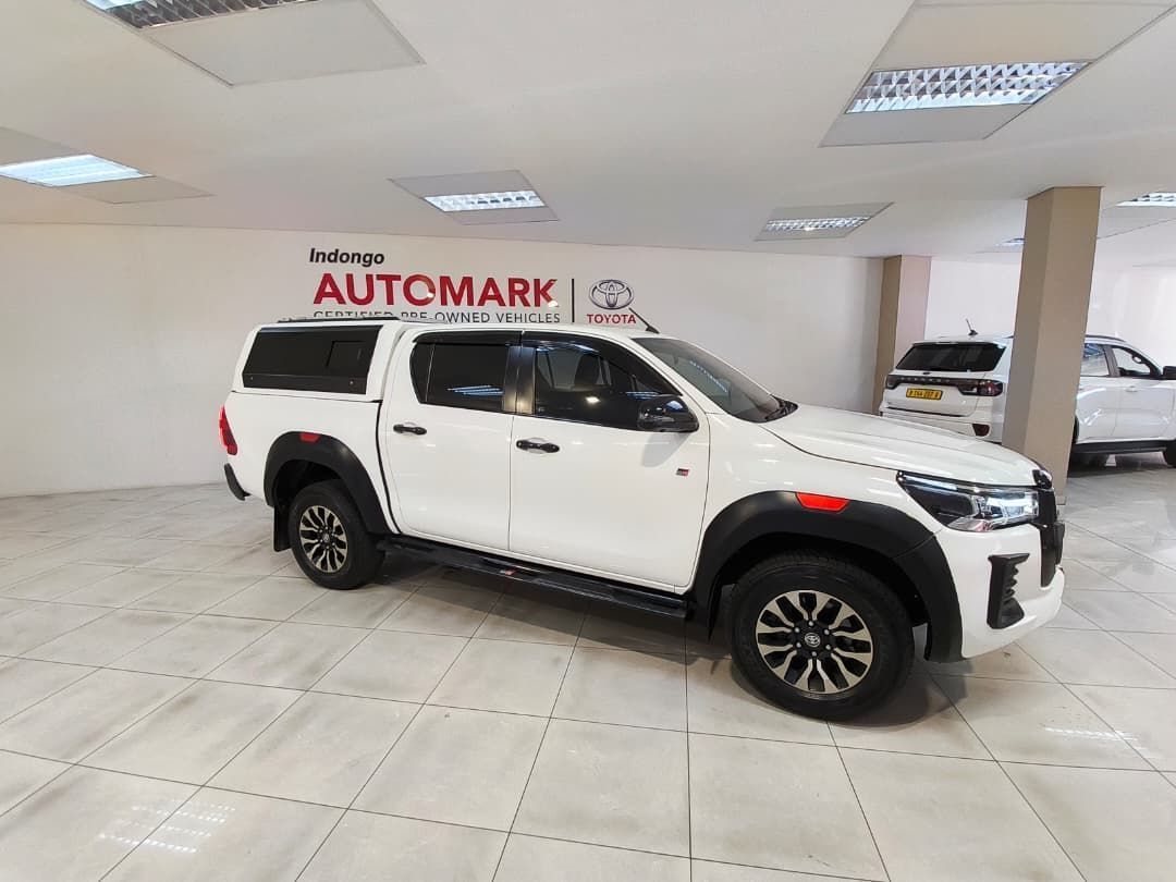 2023 Toyota Hilux Double Cab DC 2.8 4X4 GR-S AT (A2O) photo