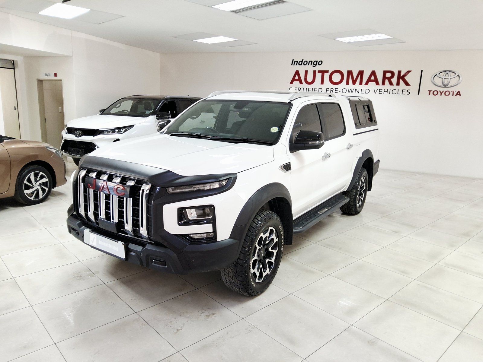 2024 JAC T9 2.0 Cti Super Lux 4x4 P/U D/C A/T. photo