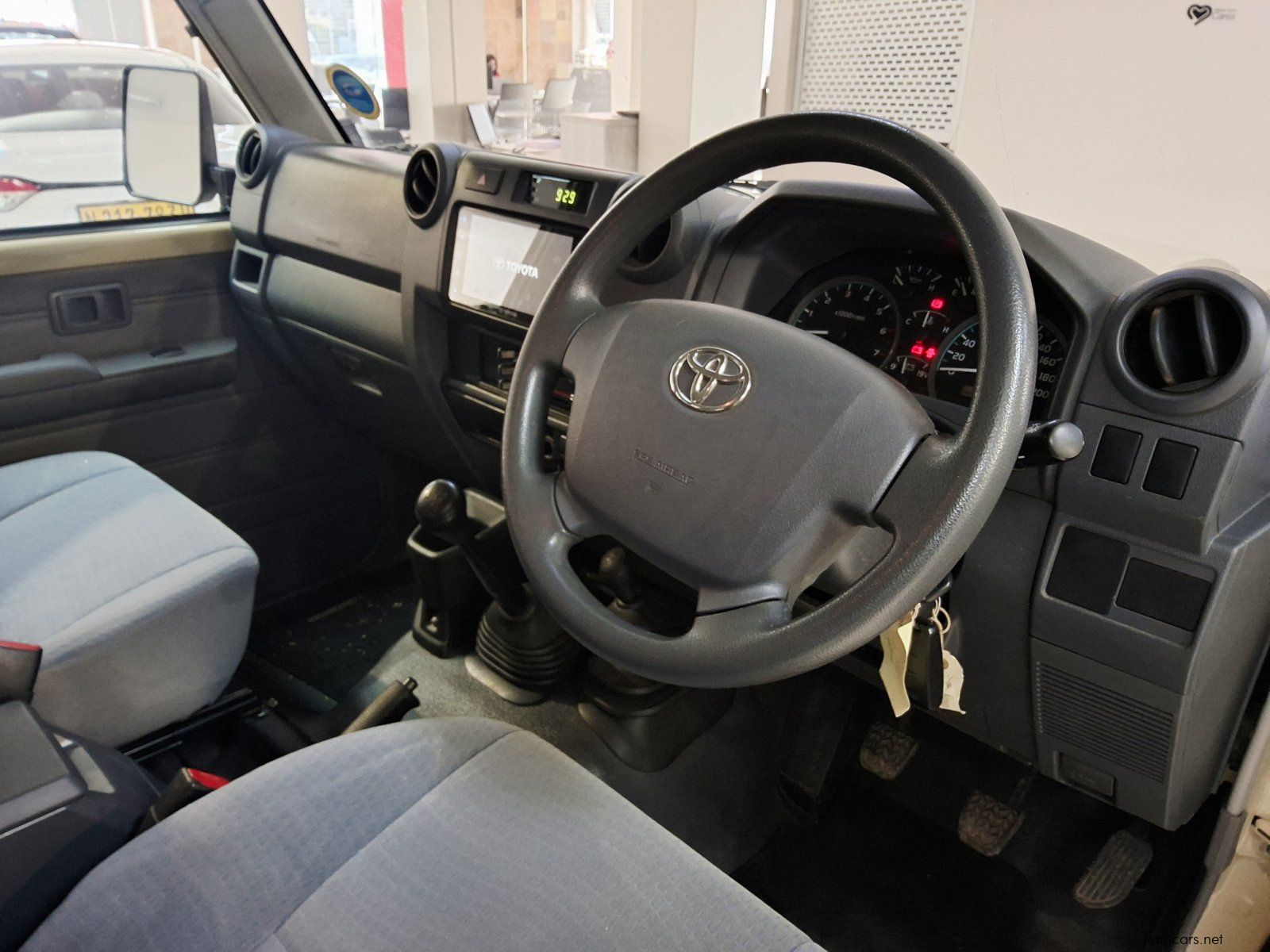 2023 Toyota Landcruiser 79 4.0p P/u D/c photo