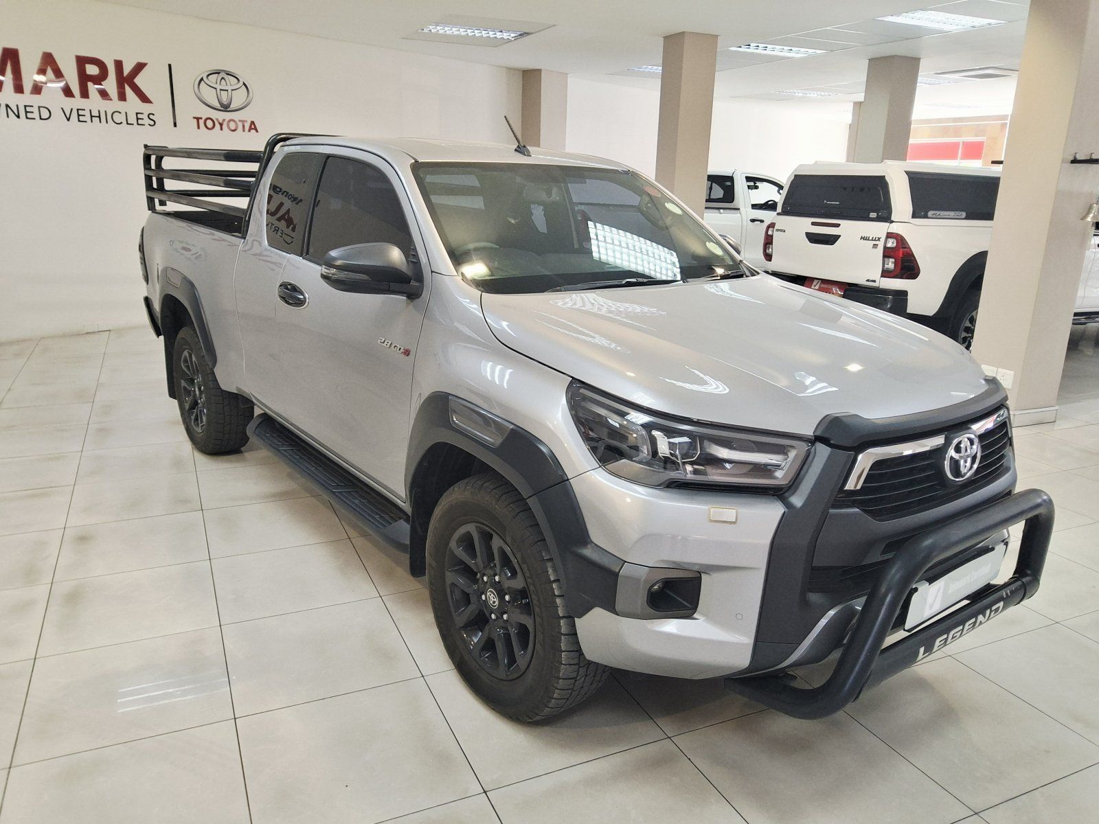2021 Toyota HILUX 2.8 GD6 RB LEGEND 4X4 P/U EX/CAB photo