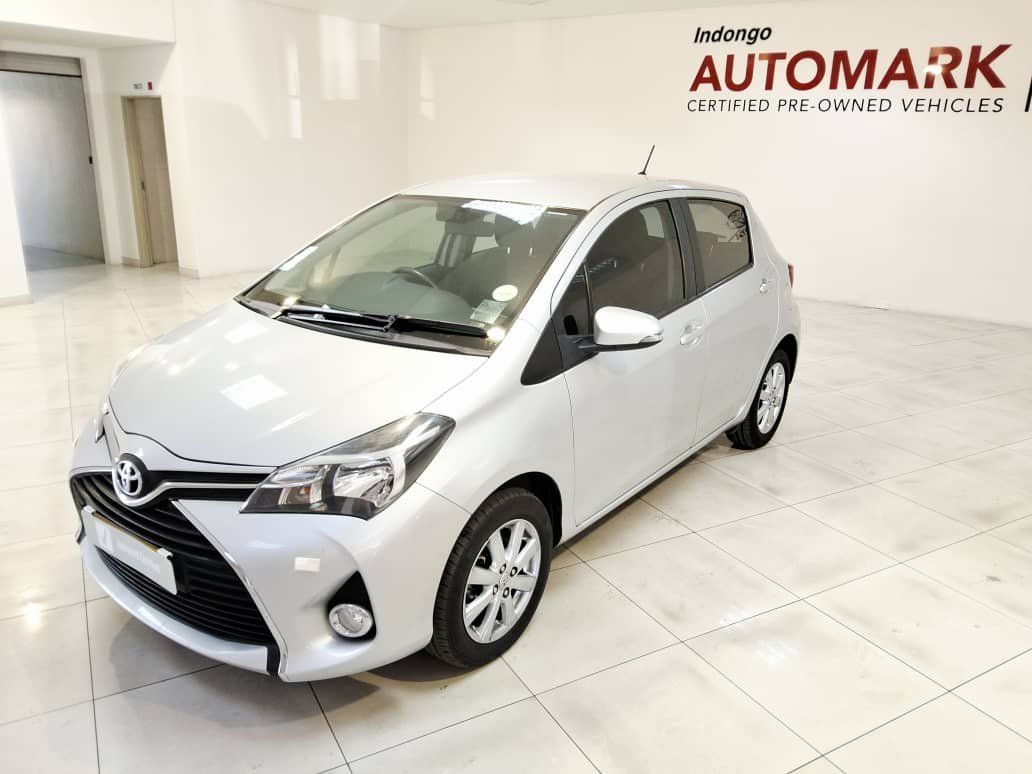 2016 Toyota Yaris 1.3 Xs 5dr photo