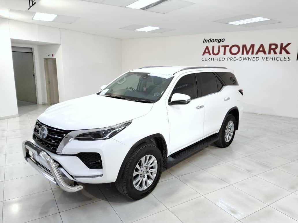 2021 Toyota Fortuner 2.8 Gd-6 4x4 Vx A/t photo