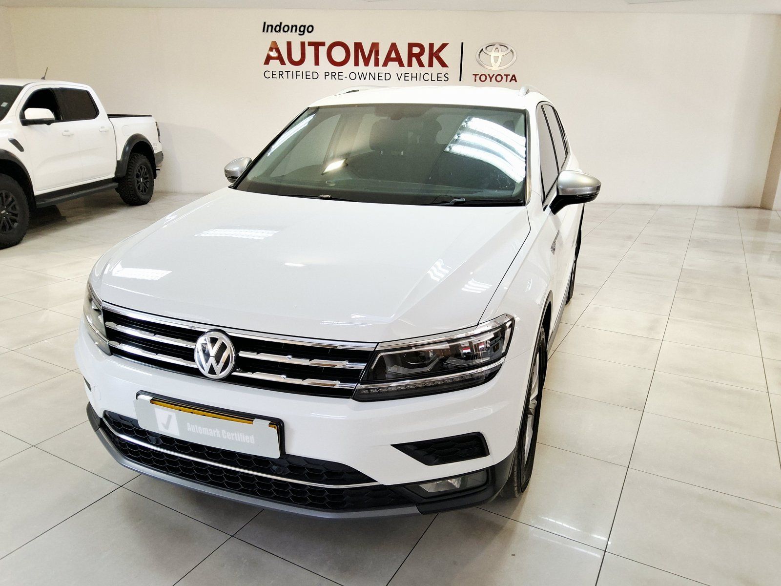Volkswagen Tiguan Allspace 2.0 Tsi H/Line 4Mot Dsg. in Namibia