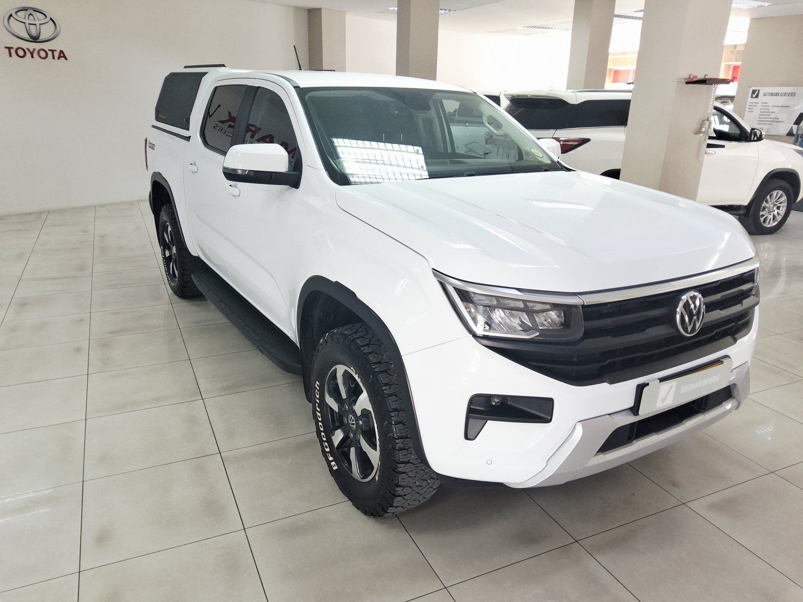 2023 Volkswagen Amarok 2.0bitdi 154kw 4mot Life A/t P/u D/c. photo