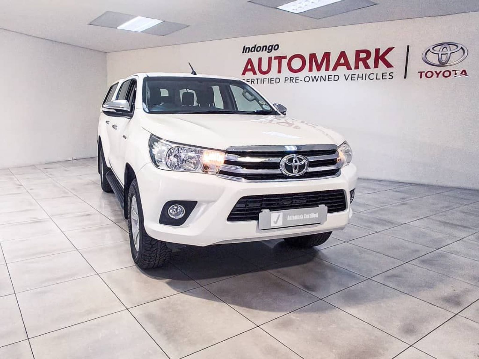 2017 Toyota Hilux 2.8 Gd-6 Rb Raider P/u D/c photo