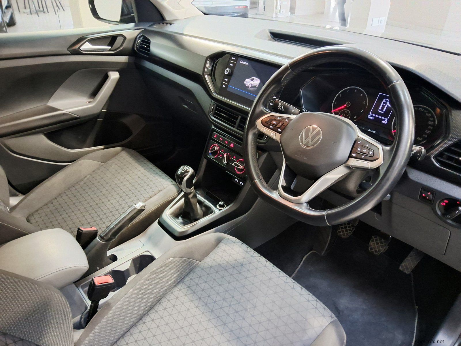 2021 Volkswagen T-CROSS 1.0 TSI COMFORTLINE photo