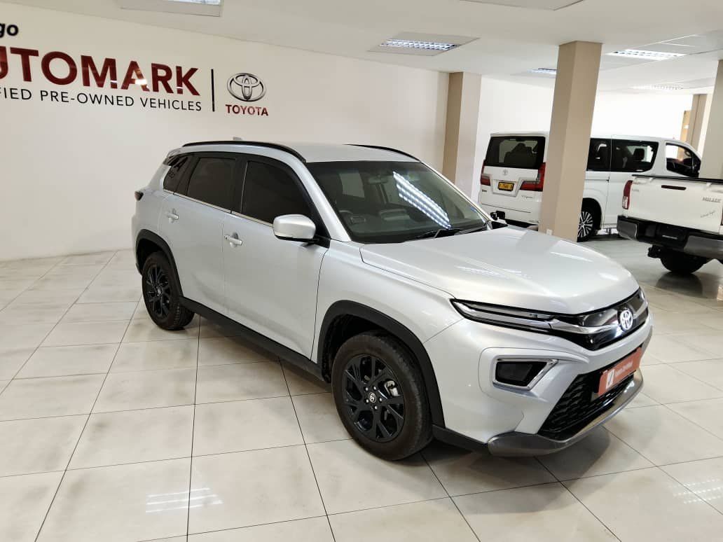 2024 Toyota Urban Cruiser 1.5 Xr A/t photo
