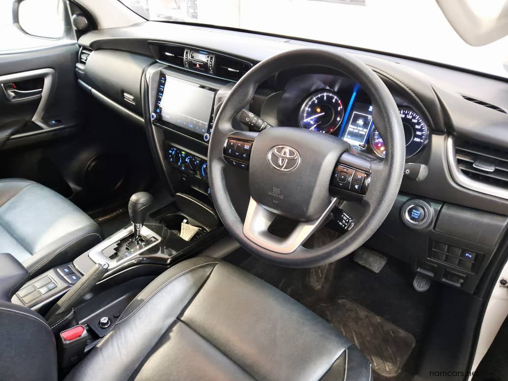 2025 Toyota Fortuner 2.4gd-6 4x4 A/t photo
