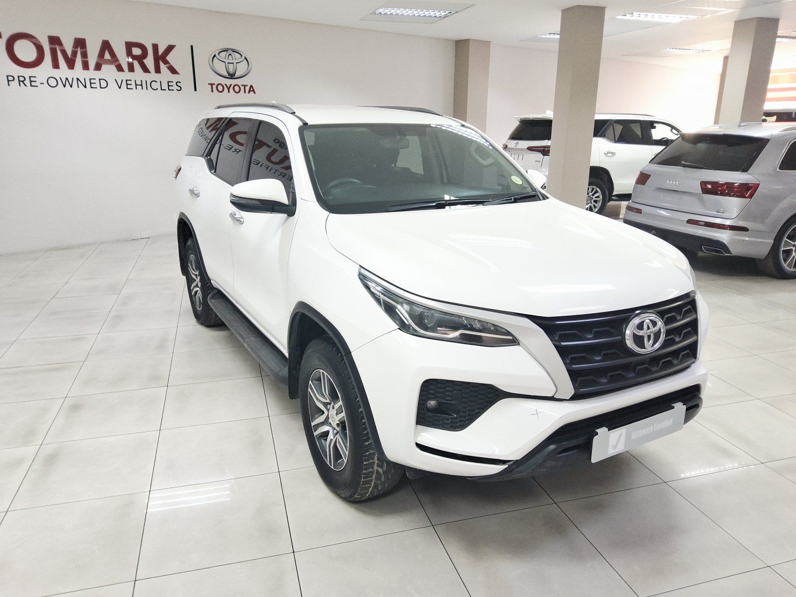 2022 Toyota Fortuner 2.4 GD6 4X4 A/T photo
