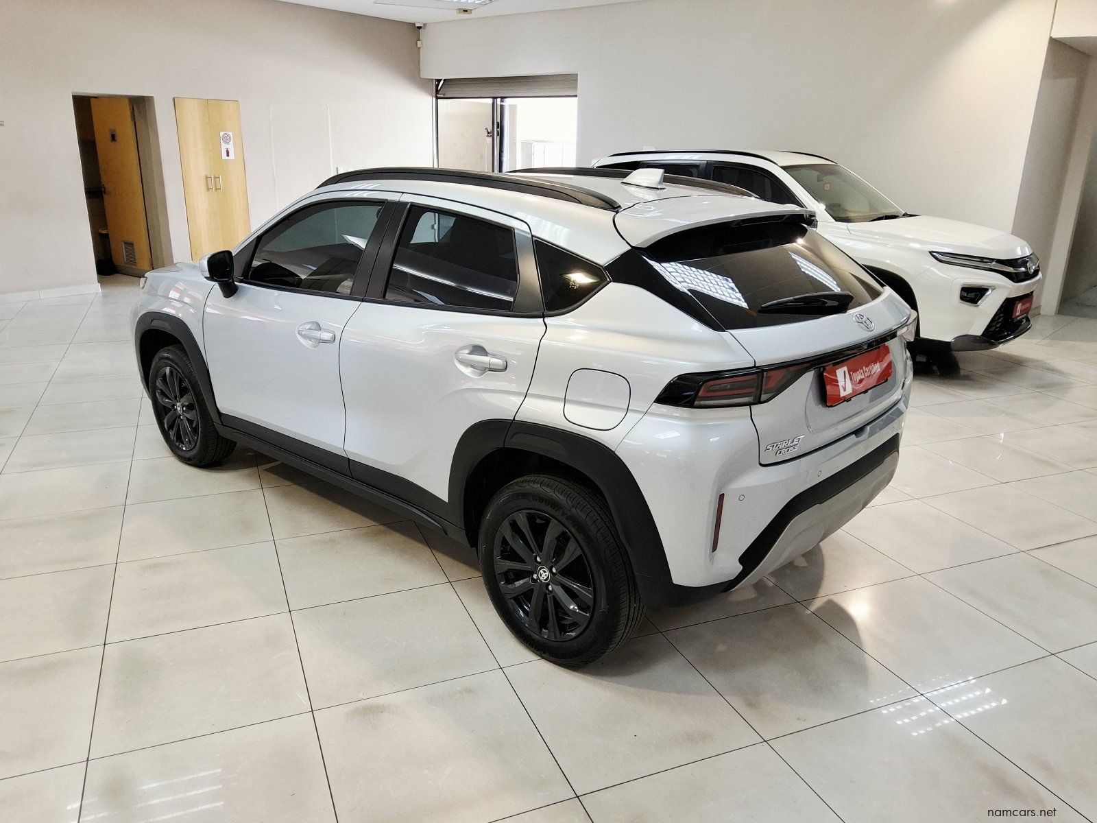 2026 Toyota STARLET CROSS 1.5XS A/T. photo