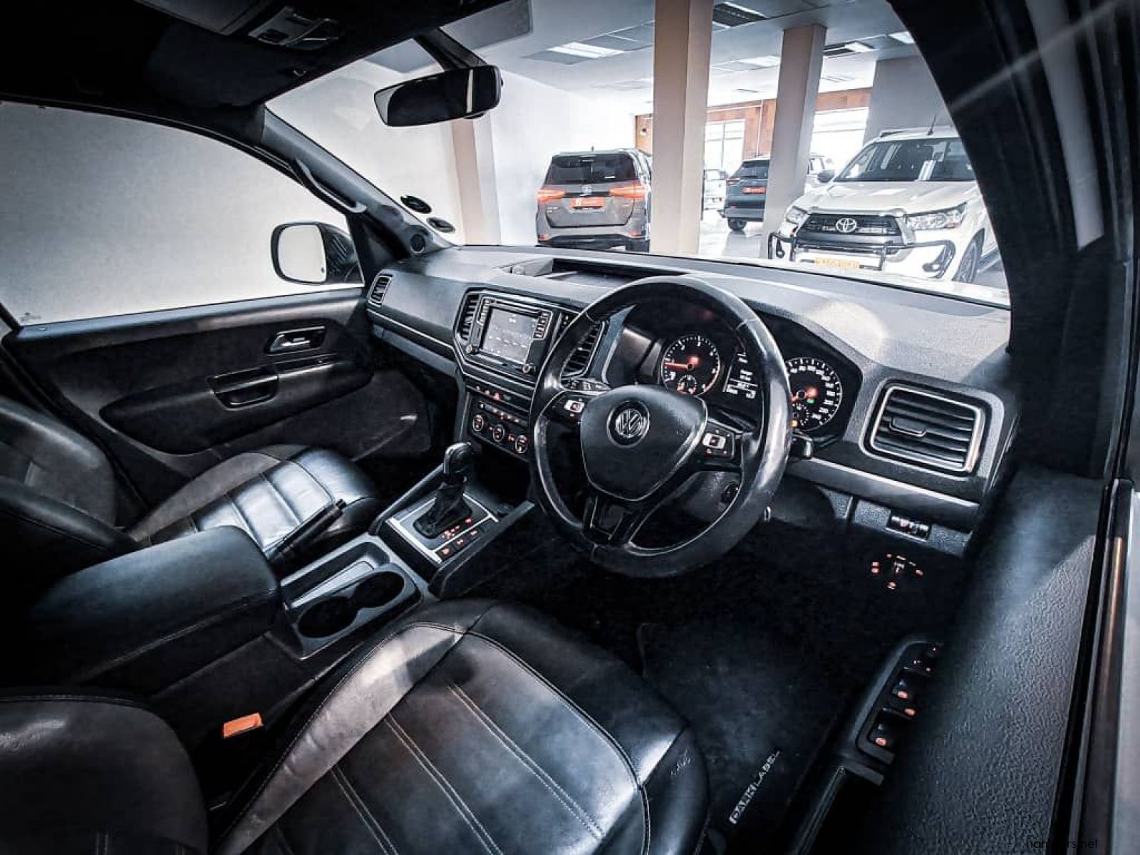 2020 Volkswagen Amarok 2.0 Bitdi Dark Label 4mot A/t D/c photo