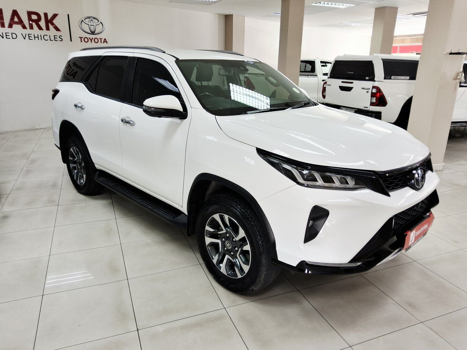 2025 Toyota FORTUNER 2.8GD6 4X4 VX A/T photo