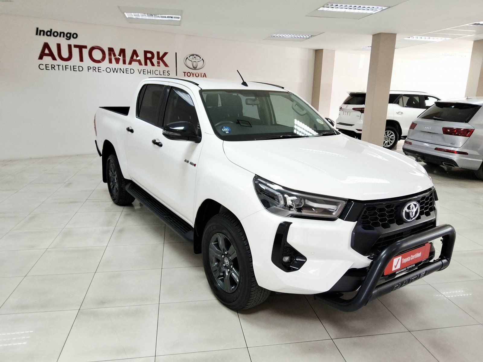 2025 Toyota Hilux 2.8 GD6 RAIDER 4X4 A/T P/U D/C. photo