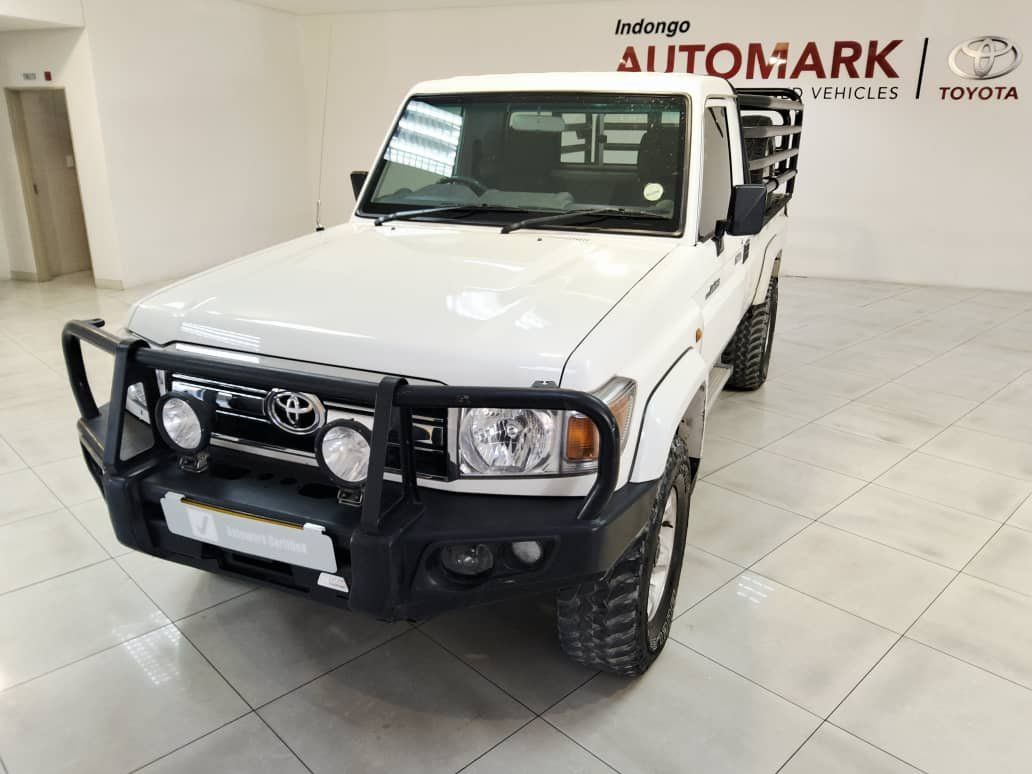 Toyota Landcruiser 79 4.0p P/u S/c in Namibia