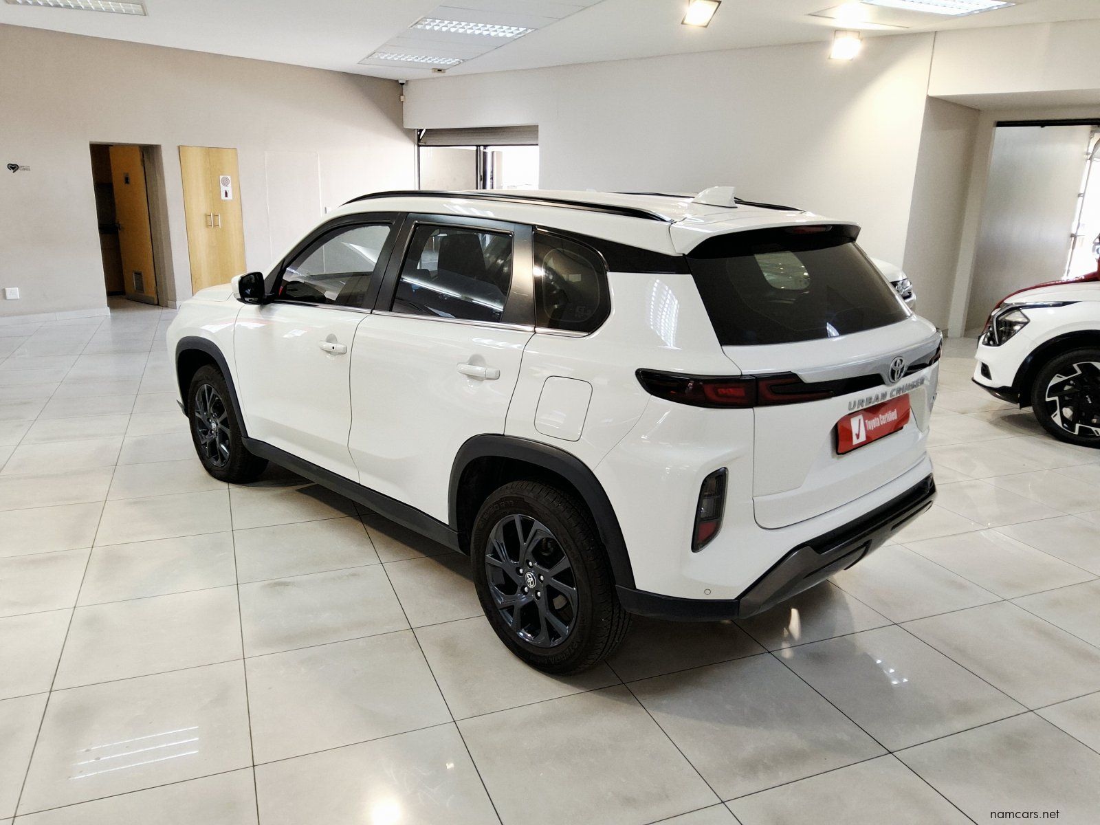 2024 Toyota URBAN CRUISER 1.5 XR A/T photo