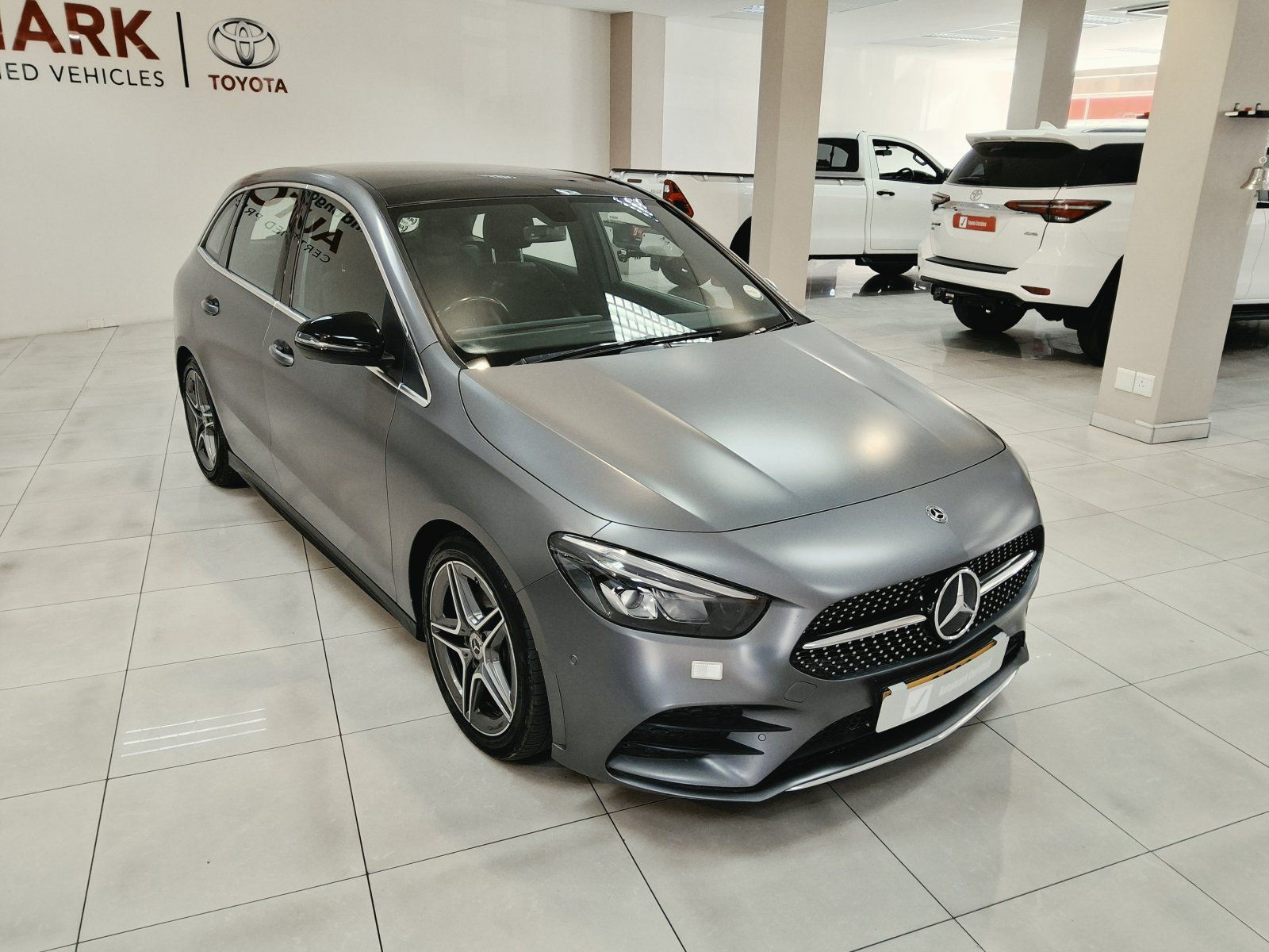 2021 Mercedes-Benz B200d photo