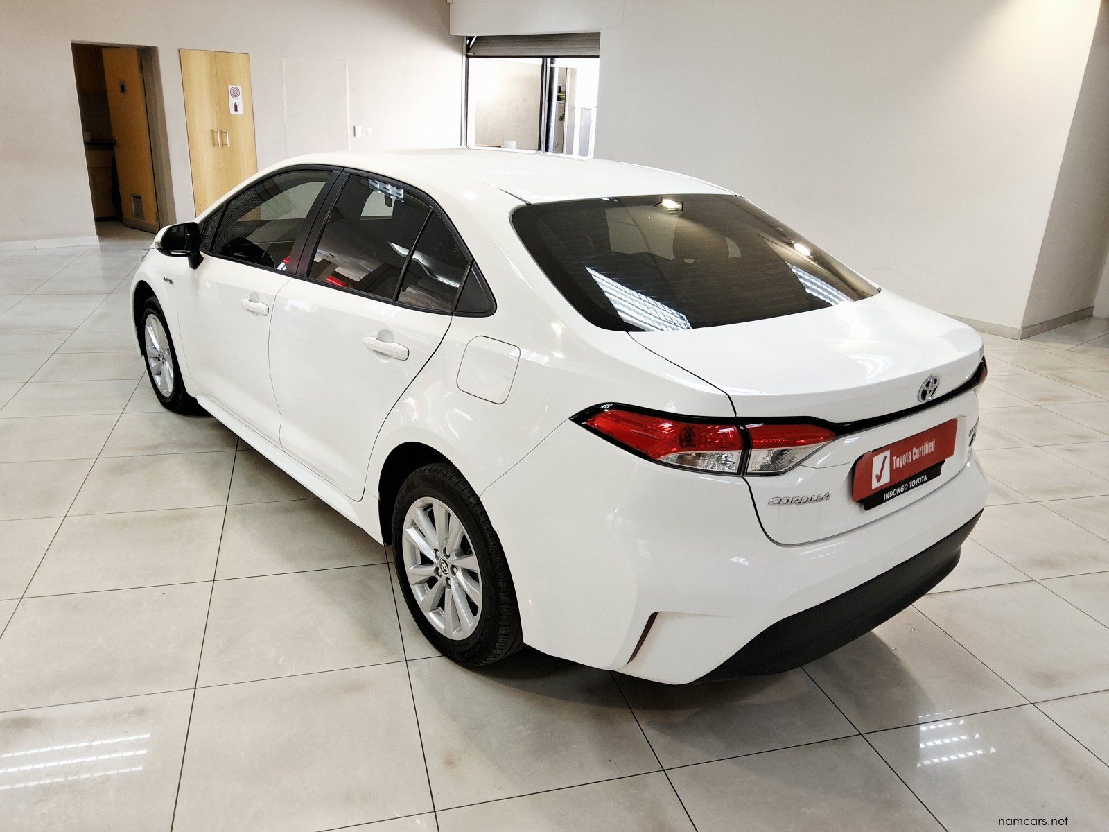 2025 Toyota Corolla 1.8 Xs HYBRID CVT photo