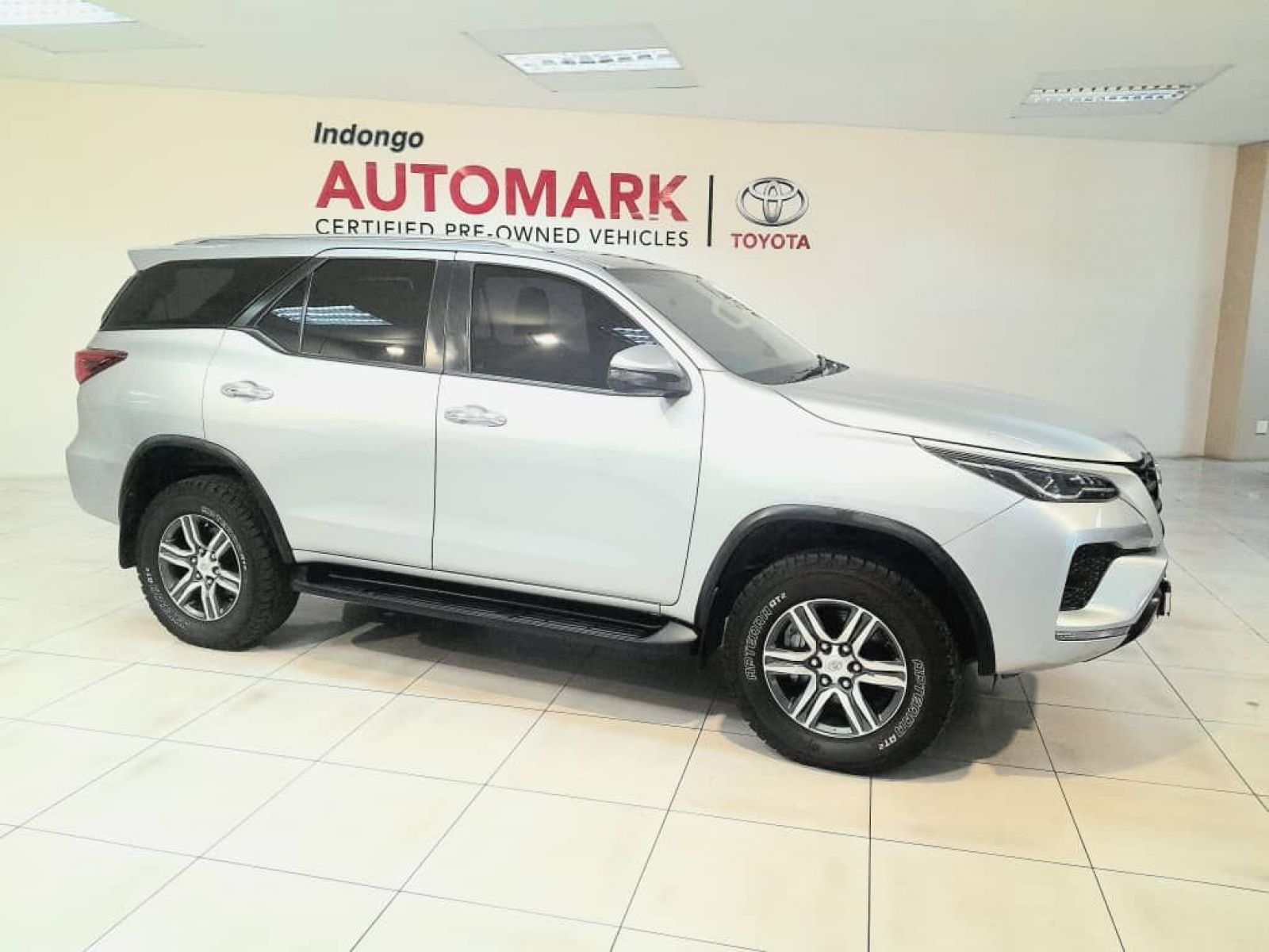 2022 Toyota Fortuner 2.4gd-6 R/b photo