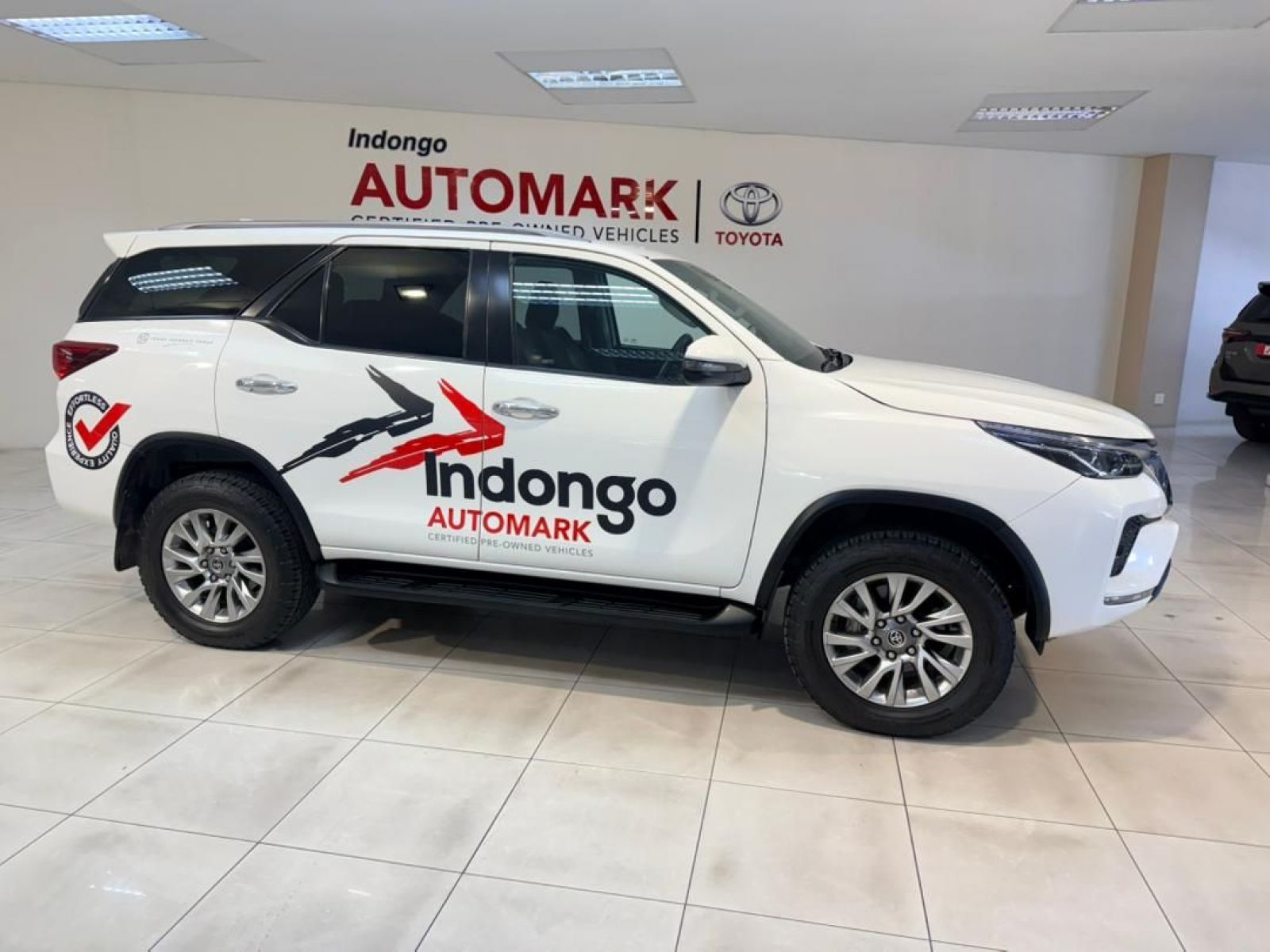 2023 Toyota Fortuner 2.8gd-6 4x4 A/t photo