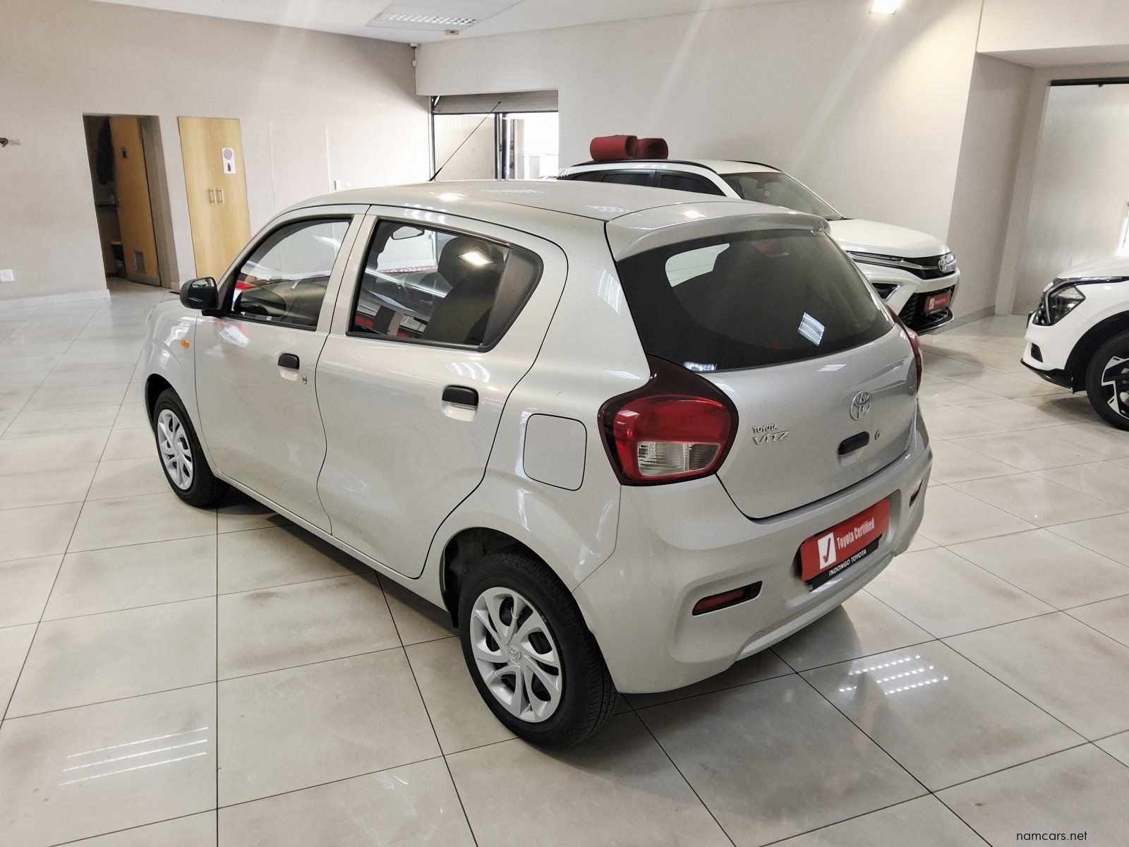 2025 Toyota VITZ 1.0 photo