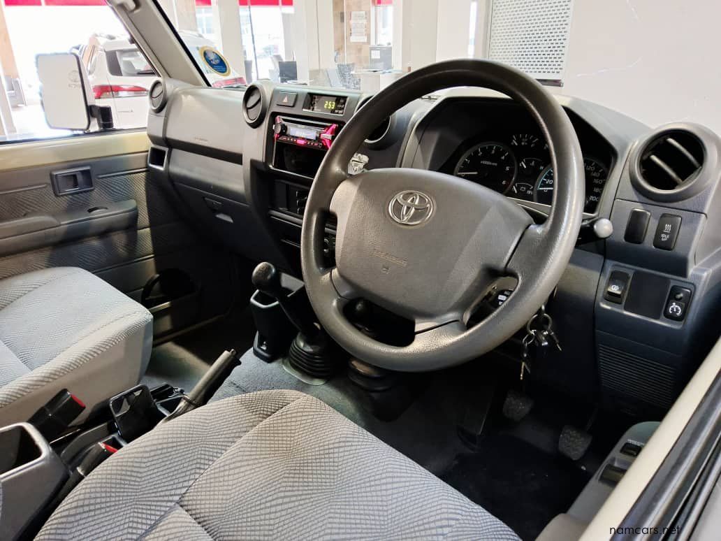2016 Toyota Landcruiser 79 4.5d P/u S/c photo