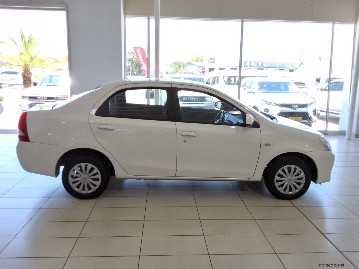 2015 Toyota Etios XS Sprint photo